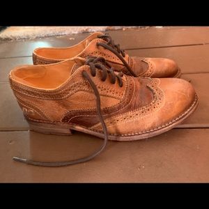 Classic rustic brown Bed Stu Oxfords